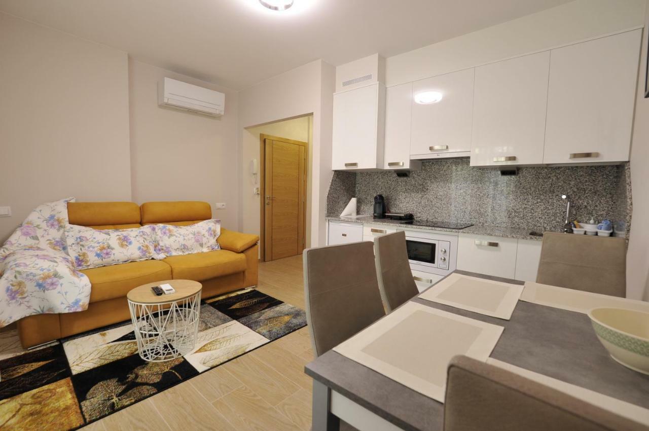 Apartamentos Playa Compostela Vilagarcia de Arousa Eksteriør billede